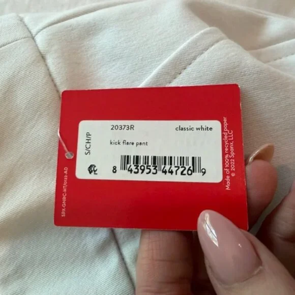 NWT Spanx White On-the-Go Ankle Slim Straight Pant Size Small - Picture 6 of 7